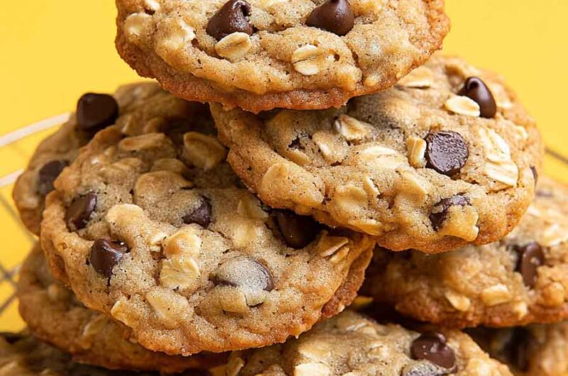 Banana Chocolate Chip Oatmeal Cookies