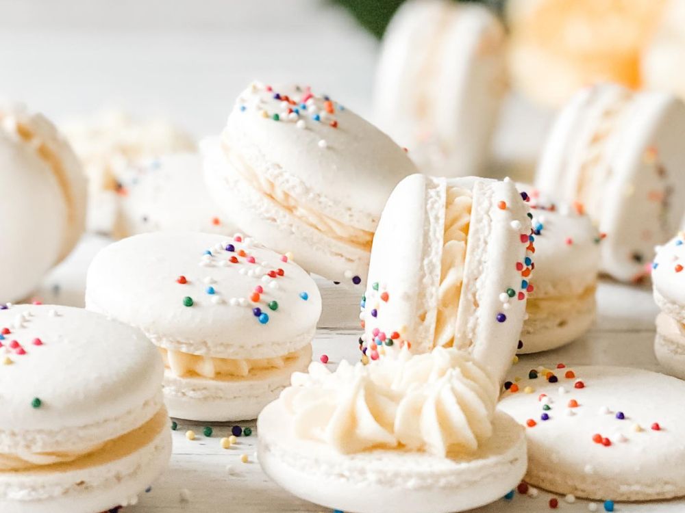 Birthday Cake Macarons