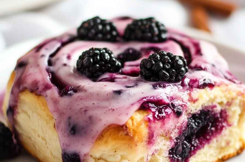 Blackberry Cinnamon Rolls