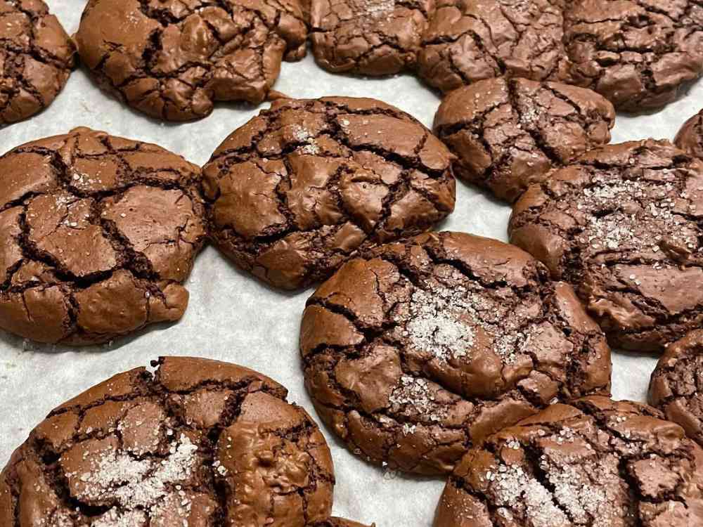 Brownie Crinkle Cookies