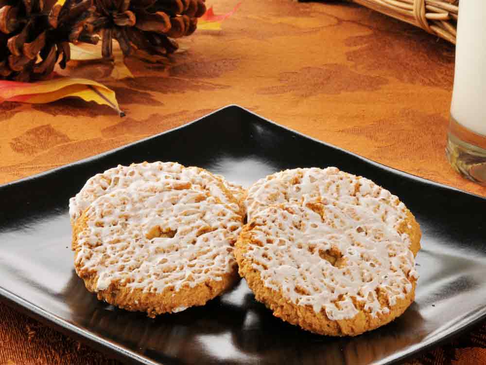 Iced Oatmeal Cookies