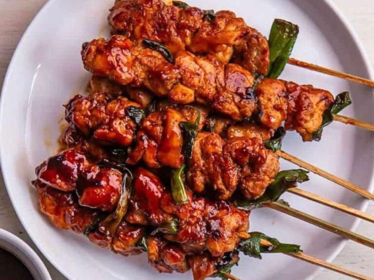 Korean Chicken Skewers Recipe (Dakkochi)