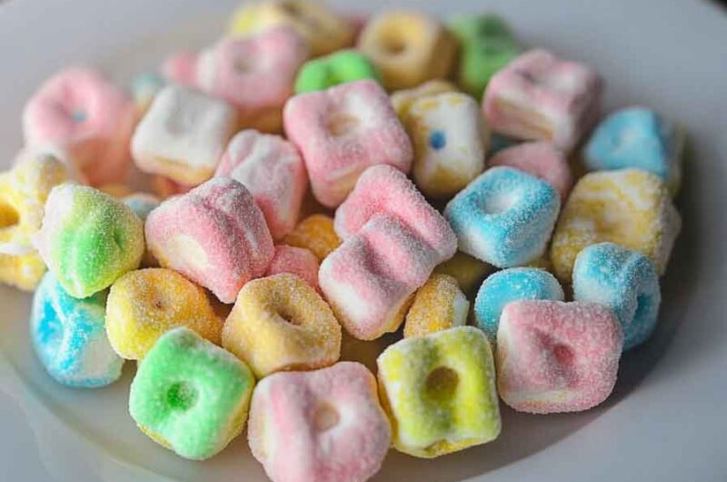 Lucky Charms Marshmallow Squares