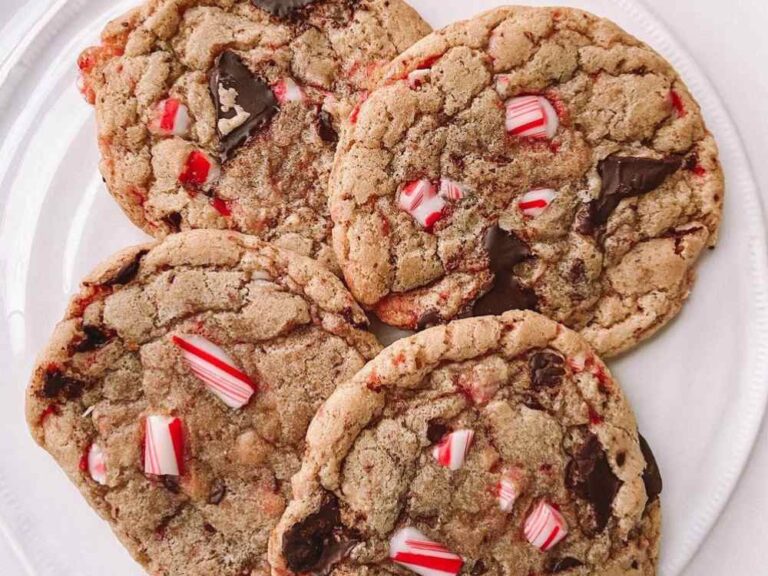 How to Make Best Peppermint Chocolate Chip Cookies Recipe