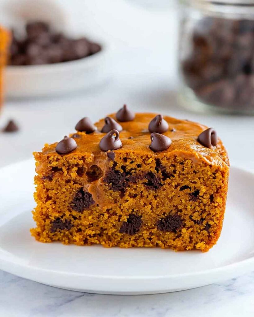 How to Serve Pumpkin Chocolate Chip Cake