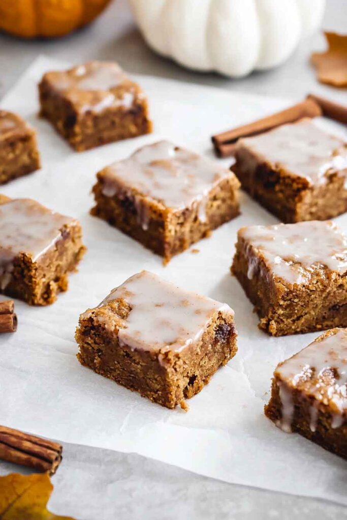 How to Serve Pumpkin Spice Blondies
