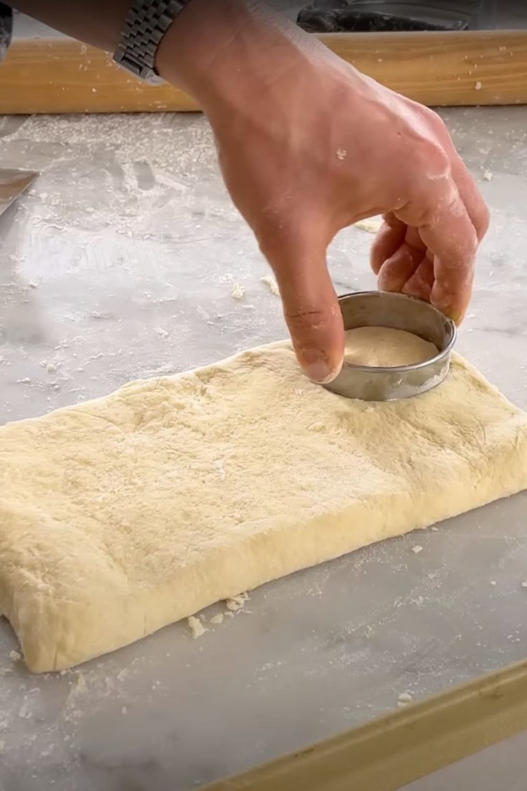 Step-by-Step Guide to Perfect Buttermilk Biscuits