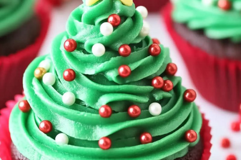 Christmas Tree Cupcakes