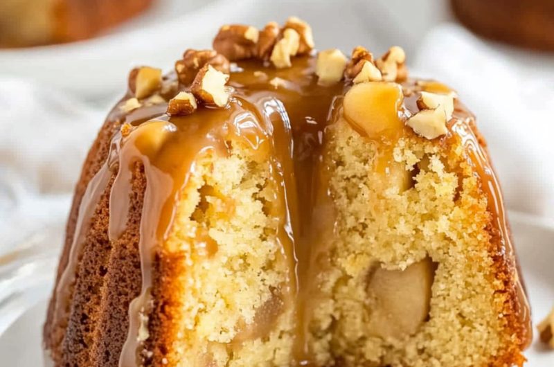 Caramel Apple Cake